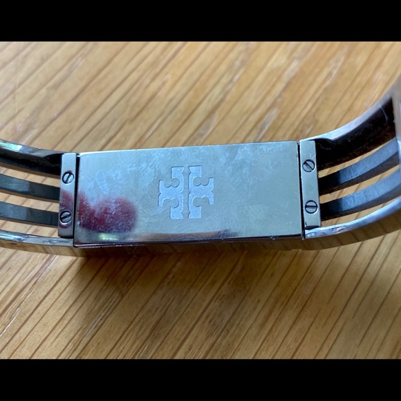 Tory Burch FitBit Band - Picture 5 of 7